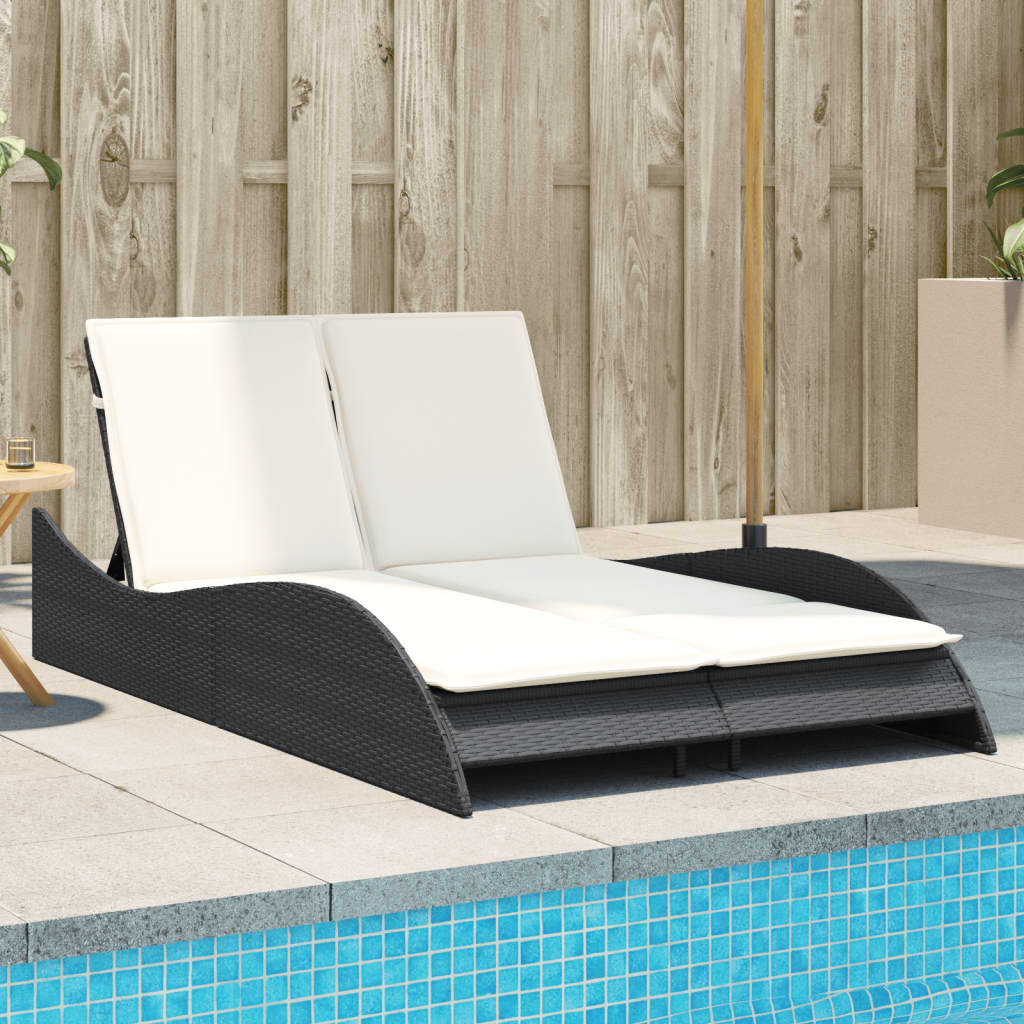 Lettino Prendisole con Cuscini Nero 114x205x73 cm in Polyrattan 368287