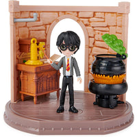 Wizarding World Classe di Pozioni con Bambola Harry Potter e Gioco con Accessori