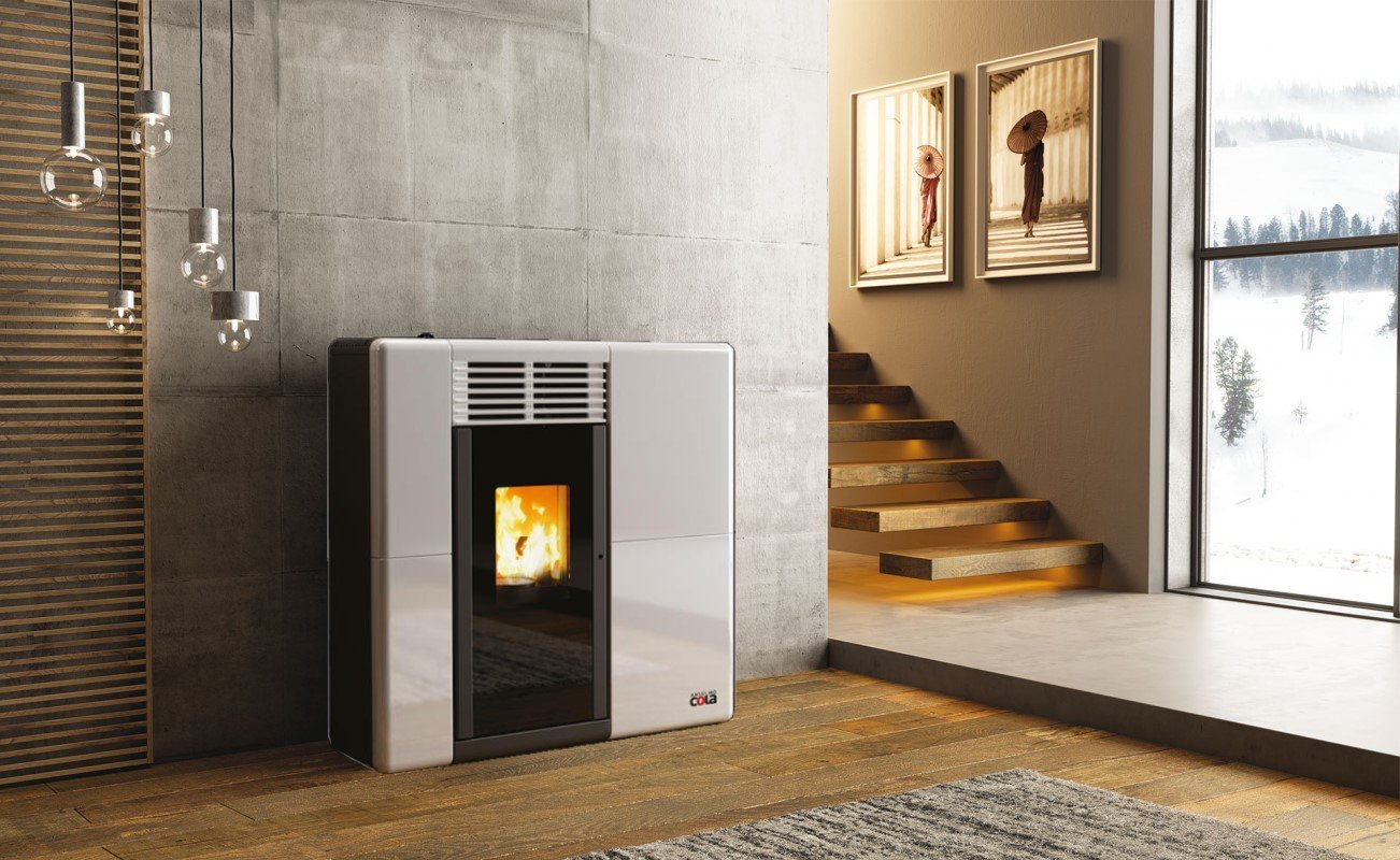 Stufa a Pellet Canalizzabile Anselmo Cola Modello AFRODITE 11,04 kW Wi-Fi Integrato Disponibile in Vari Colori - Novità