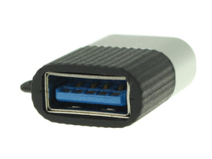 Adattatore da USB-A Femmina a USB Type C Maschio Con Portachiave Incluso