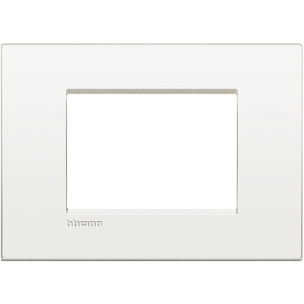 BTICINO Living Light AIR placca 503 3P bianco puro LNC4803BN