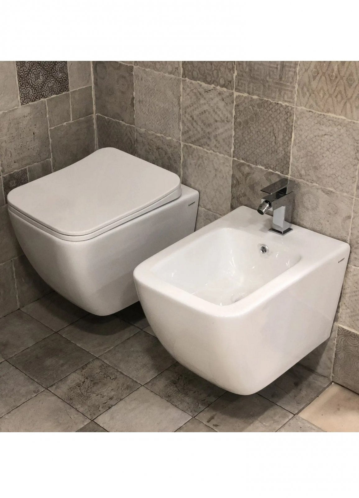 Coppia di sanitari wc e bidet sospesi ceramica SICENA SQUARED