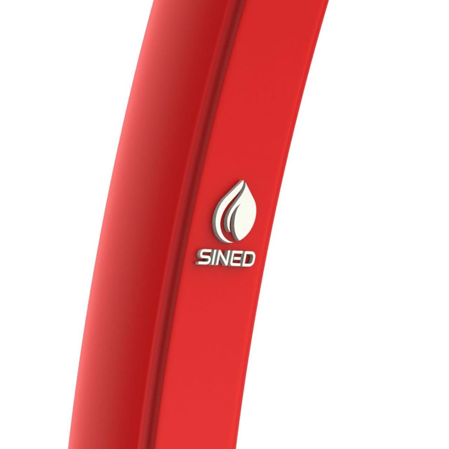 Sined Sole Doccia Solare Curva In Polietilene Hd Con Soffione e Lavapiedi Da 25 Lt Rossa