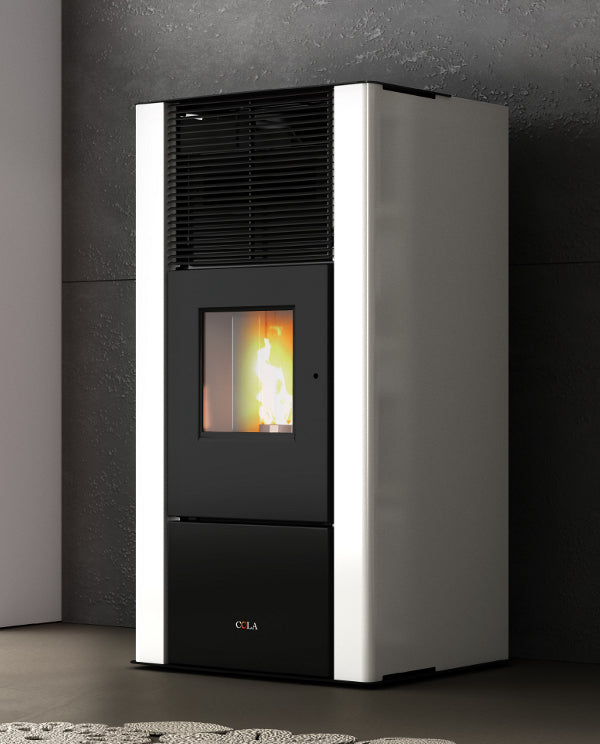 Termostufa a Pellet Anselmo Cola ENERGYCA 30 S da 27,4 kW con Produzione di ACS Disponibile in Vari Colori