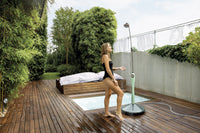 Doccia solare da giardino e piscina in plastica riciclata con doccino e miscelatore acqua calda fredda Sunny Style Reco