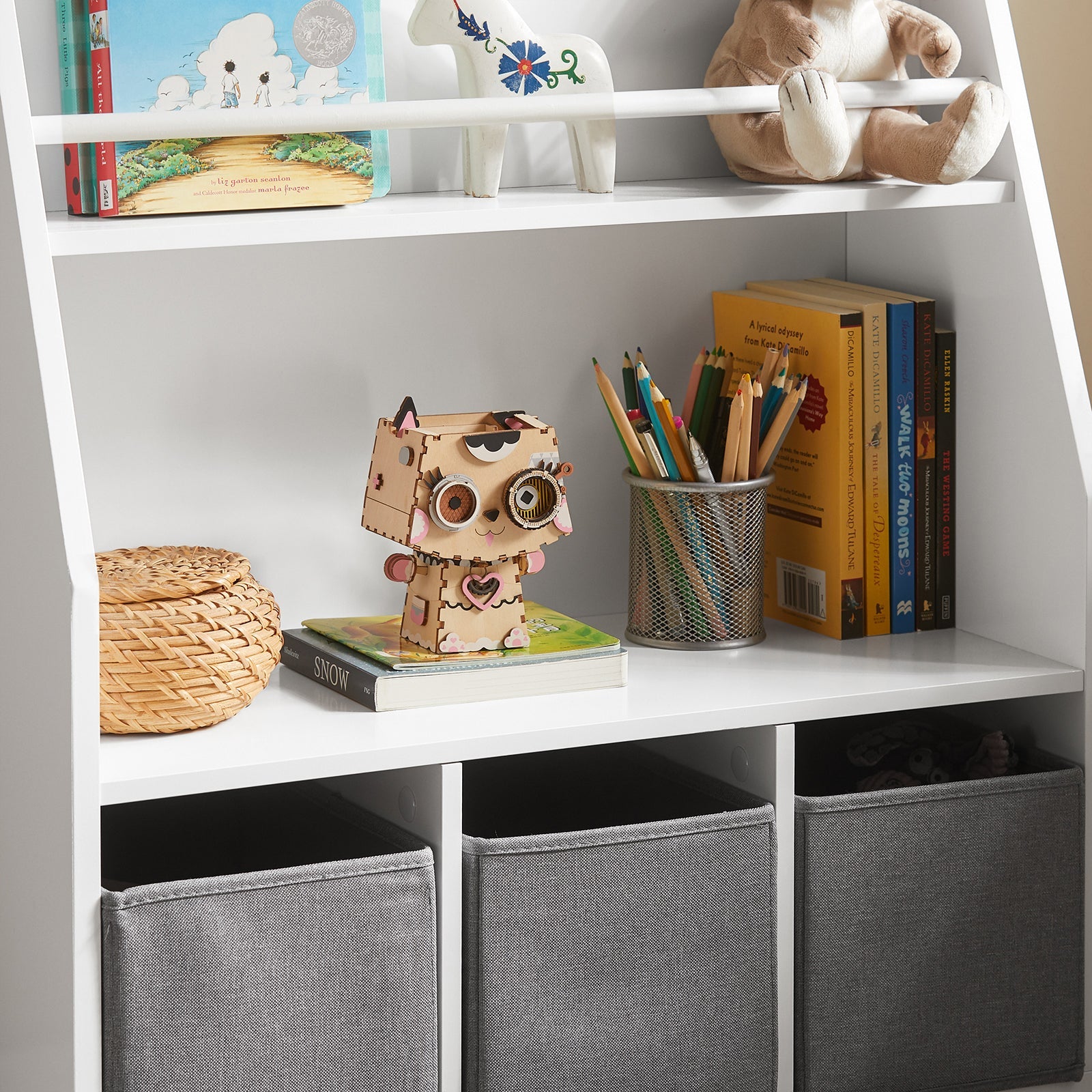 Libreria per bambini con vani portaoggetti e 3 scatole Scaffale per giocattoli Scaffale per bambini Organizzatore di giocattoli 63x28x80 cm GRIGIO KMB34-W