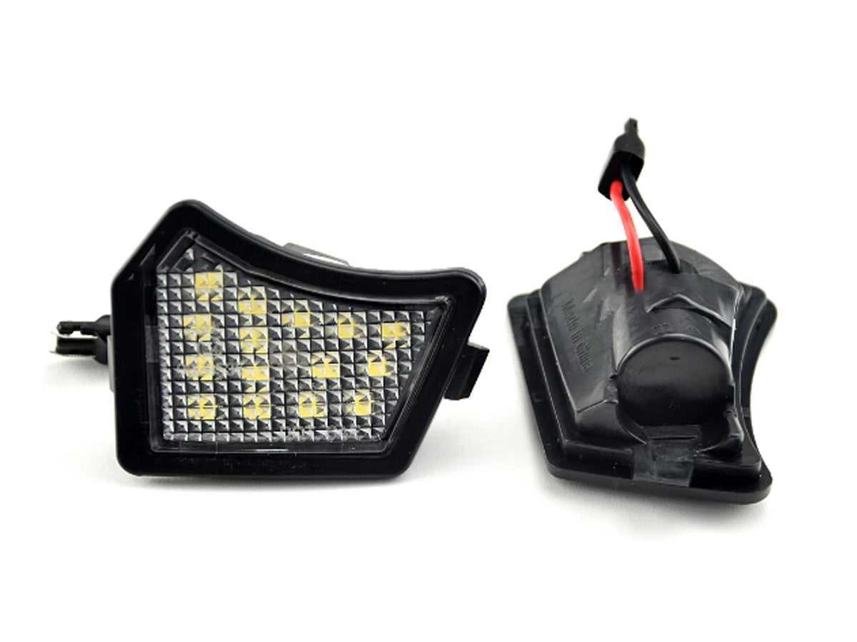 Kit Luci Led Di Cortesia Sotto Specchietto Retrovisore Volvo XC90 C30 S40 V40 V50 S60 V60 C70 V70 S80 C2C37089