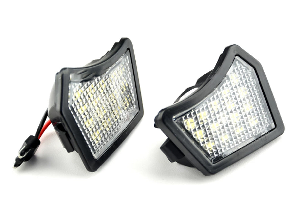 Kit Luci Led Di Cortesia Sotto Specchietto Retrovisore Volvo XC90 C30 S40 V40 V50 S60 V60 C70 V70 S80 C2C37089