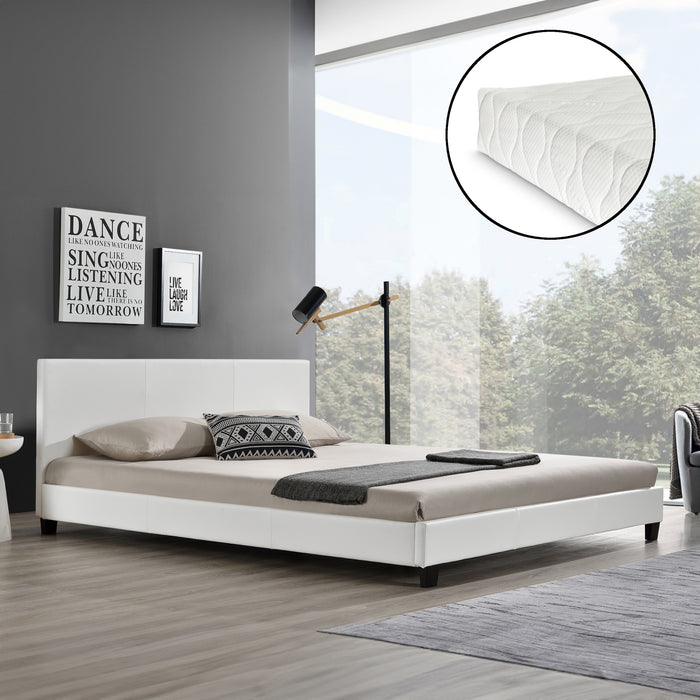 Letto Matrimoniale Albacete con Testiera Alta e Materasso 160x200 cm Similpelle Bianco Corium