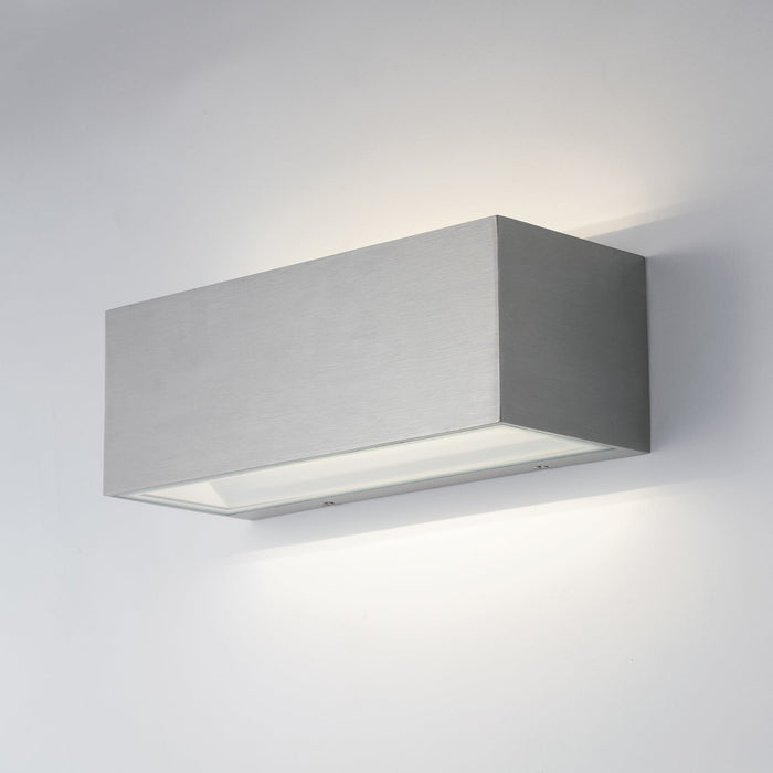 Applique da esterno LED TWIN nichel con luce biemissione 40W 4000K 30 cm.