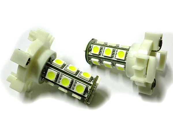 Lampada Led PY24W PGU20/4 12190NA C1 Luci Frecce Frontale BMW X3 X5 E83 E89 E90 E92 E93 LCI F25 SAAB 9-5 Renault Clio 4 e Megane Bianco 18 Smd 5050