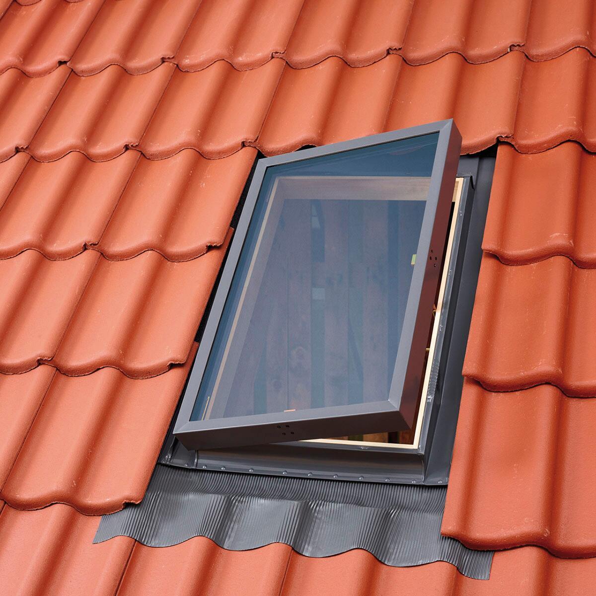 Lucernaio per tetto con vetro camera e telaio, 45x73cm Velta Velux VLT029