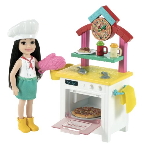 MATTEL BAMBOLA CHELSEA CON FORNO PER PIZZA E ACCESORI PLAY SET