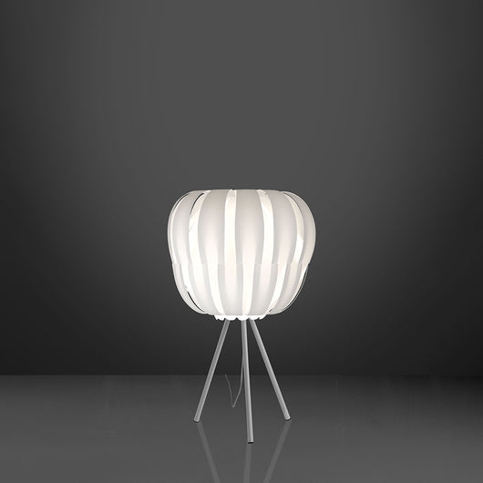 Lampada Da Tavolo Con Treppiede 1 Luce Queen In Polilux Bianco Made In Italy