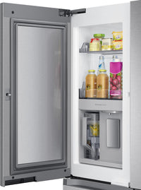 Frigorifero 4 porte Samsung RF65A977FSR 637 Litri Classe energetica F (A178xL91,2xP71,6) Total No Frost Family Hub Intrattenimento Food AI Inox