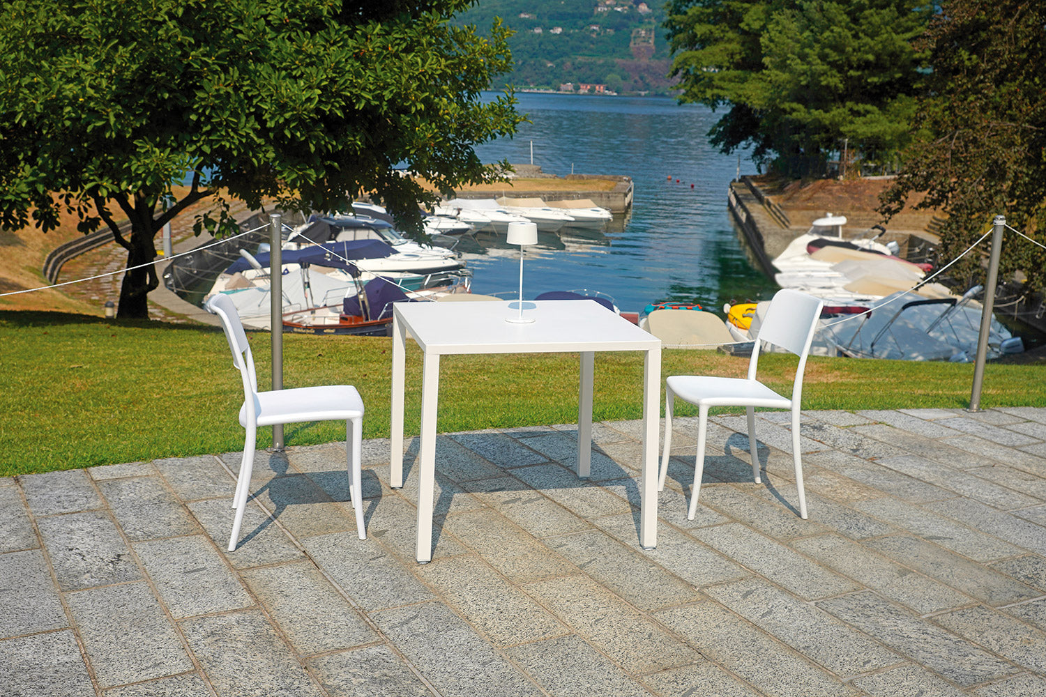 Tavolo da Giardino 80x80x75 cm Iseo in Acciaio Bianco