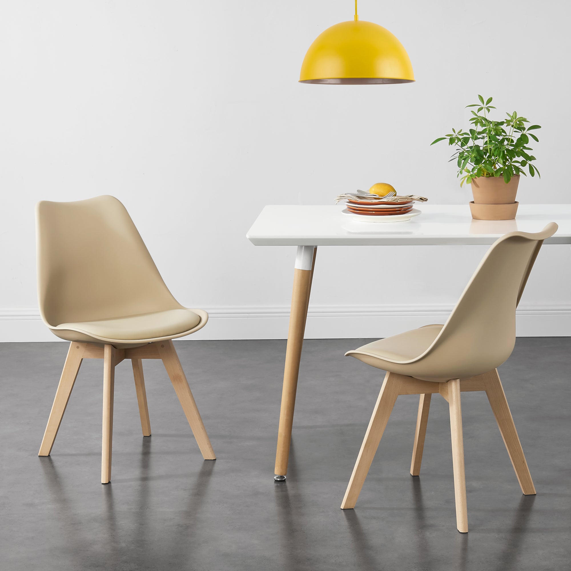 Set di 6 Sedie da Sala Pranzo con Gambe di Legno Massello di Faggio Seduta Imbottita e Rivestita in Similpelle - Beige