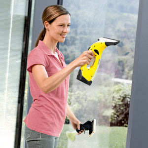 KARCHER Aspiragocce WV 2 Premium Versatility Promotion - Serbatoio acqua sporca: 100 ml - Autonomia: 25 min - Tempo di ricarica della batteria: 120 min