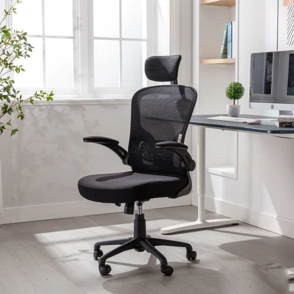 Sedia Direzionale da Ufficio 62x63x119/129 cm Ergonomica con Braccioli Pieghevoli Certificata EN1335 Nera