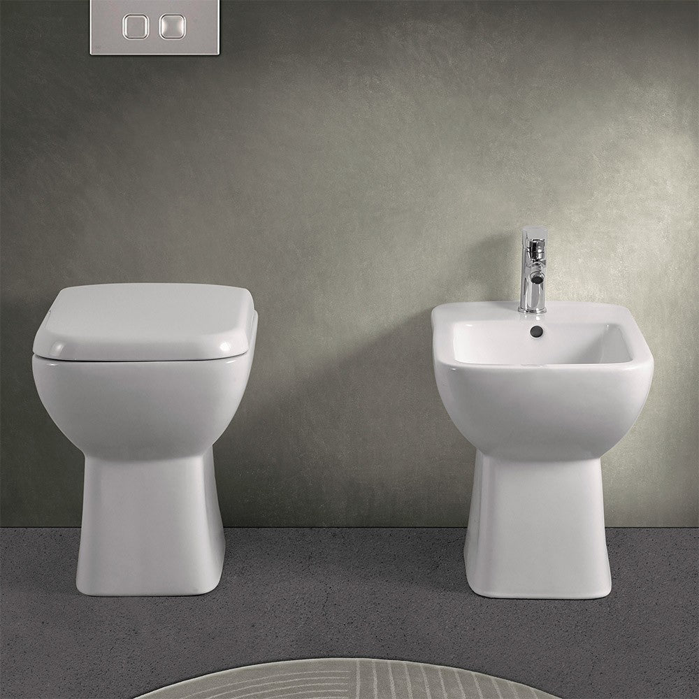 Coppia wc e bidet con scarico a pavimento e copriwc originale Ginevra 