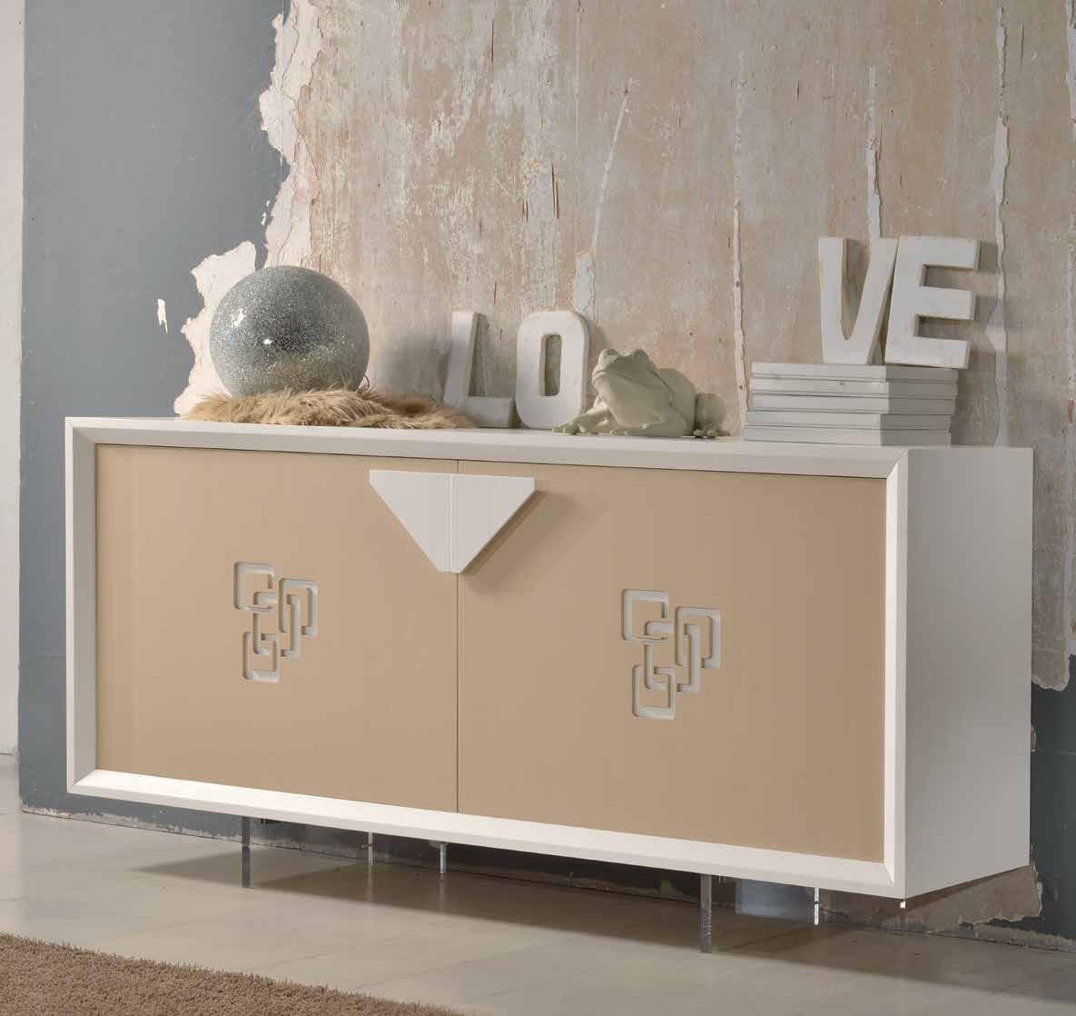 Credenza frassino laccato bianco poro aperto  2 porte con piedi in plexiglass l.180 p.50 h.90