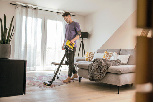 KARCHER Aspirapolvere VC 4 Cordless myHome - Livello di potenza sonora: < 78 dB(A) - Capacità vano raccolta: 650 ml - Tipo di batteria: Batteria agli ioni di litio 