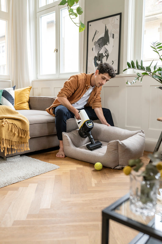 KARCHER Aspirapolvere VC 4 Cordless myHome Pet - Livello di potenza sonora: < 78 dB(A) - Capacità vano raccolta: 650 ml - Tipo di batteria: Batteria agli ioni di litio 