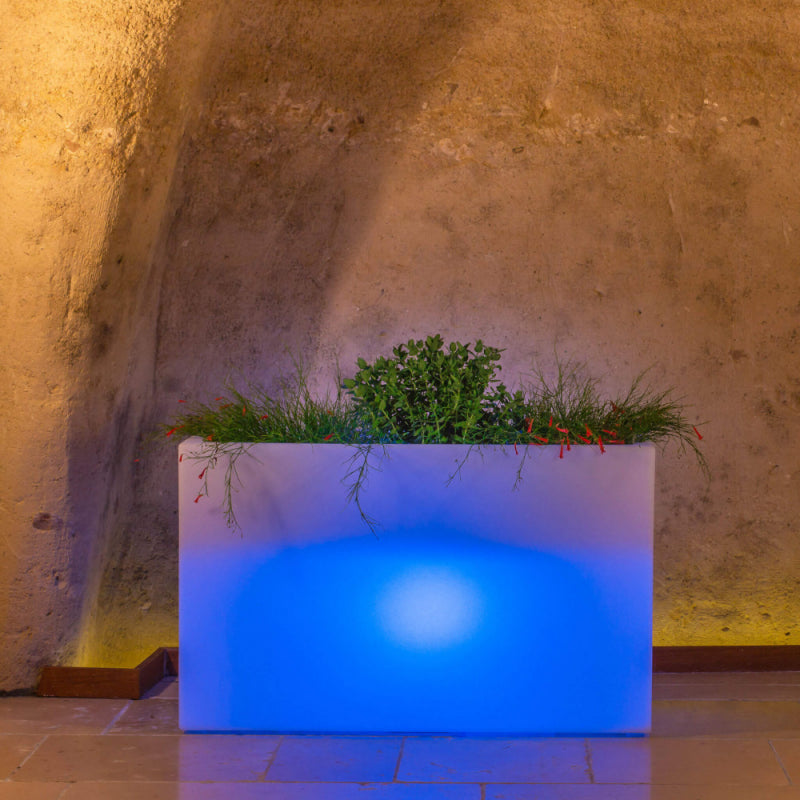 FIORIERA SCULPTOR 50 h CON LED MULTICOLOR E BATTERIA SOLARE