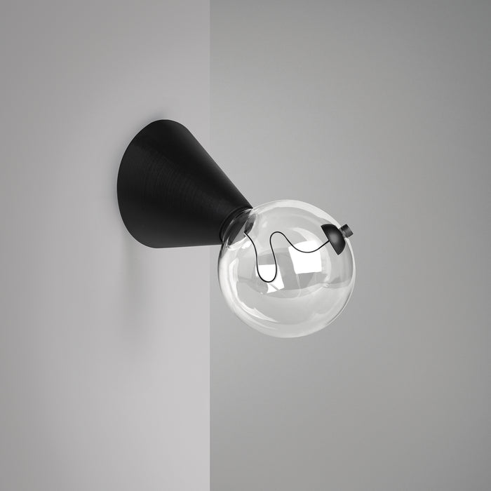 Applique con lampadina innovativa di colore nero