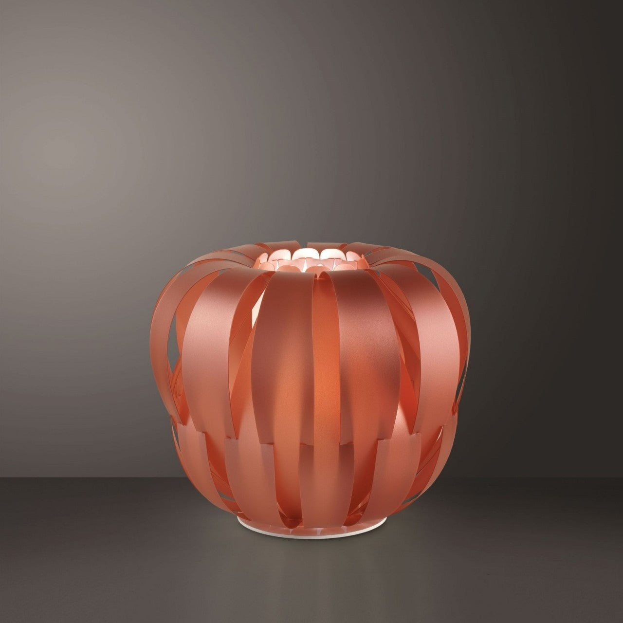 Lampada da Tavolo Copper in Metallo Bianco Cm. 42 x 33h