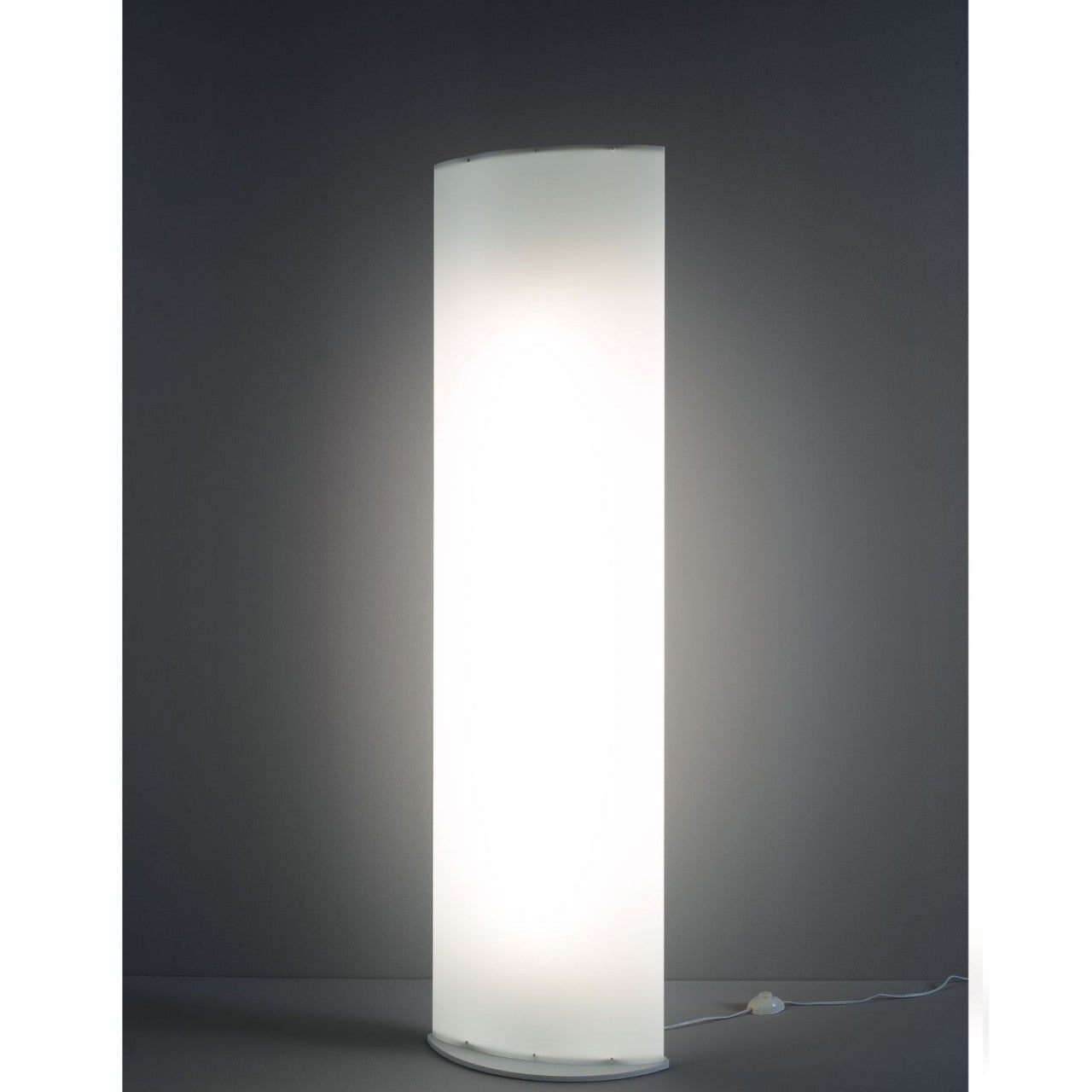 Piantana Led Integrato in Plastica Bianco Cm. 44 x 26 x 158h