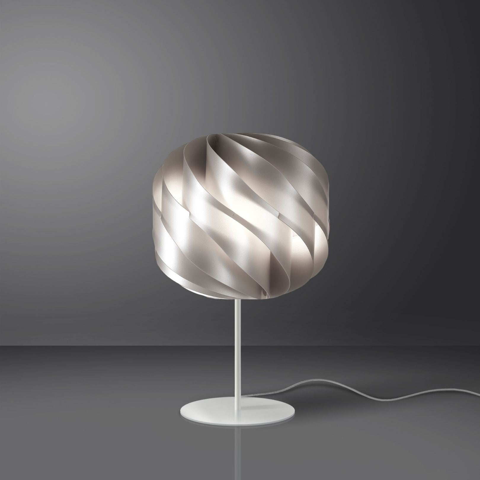 Lampada da Tavolo Silver in Metallo Cm. 25 x 44h