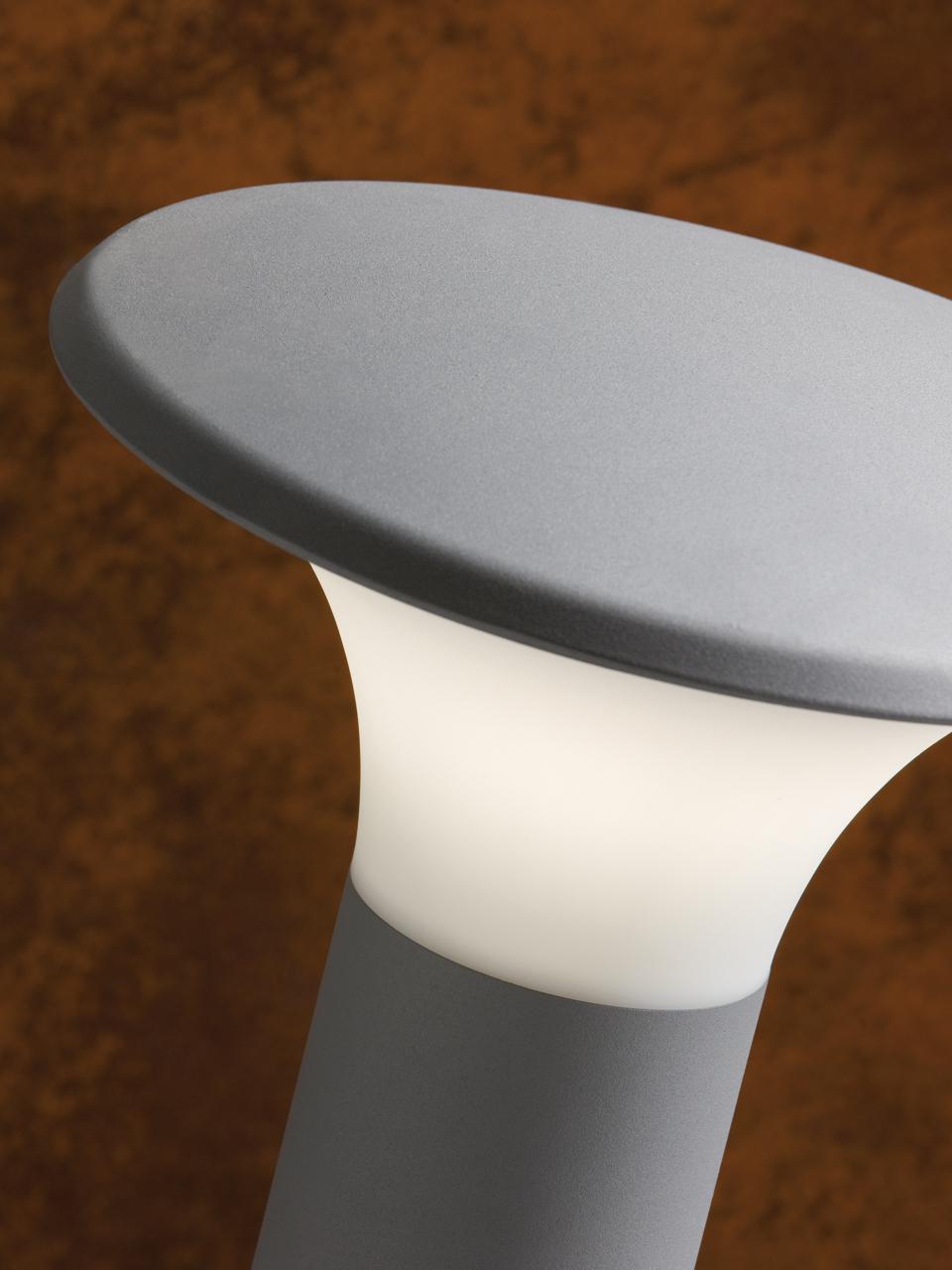 Lampada da esterno in alluminio pressofuso con diffusore opalino - Altezza max 160mm - IP44 - Potenza massima 25W grafite