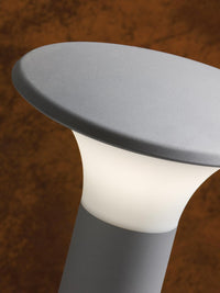 Lampada da esterno in alluminio pressofuso con diffusore opalino - Altezza max 160mm - IP44 - Potenza massima 25W grafite