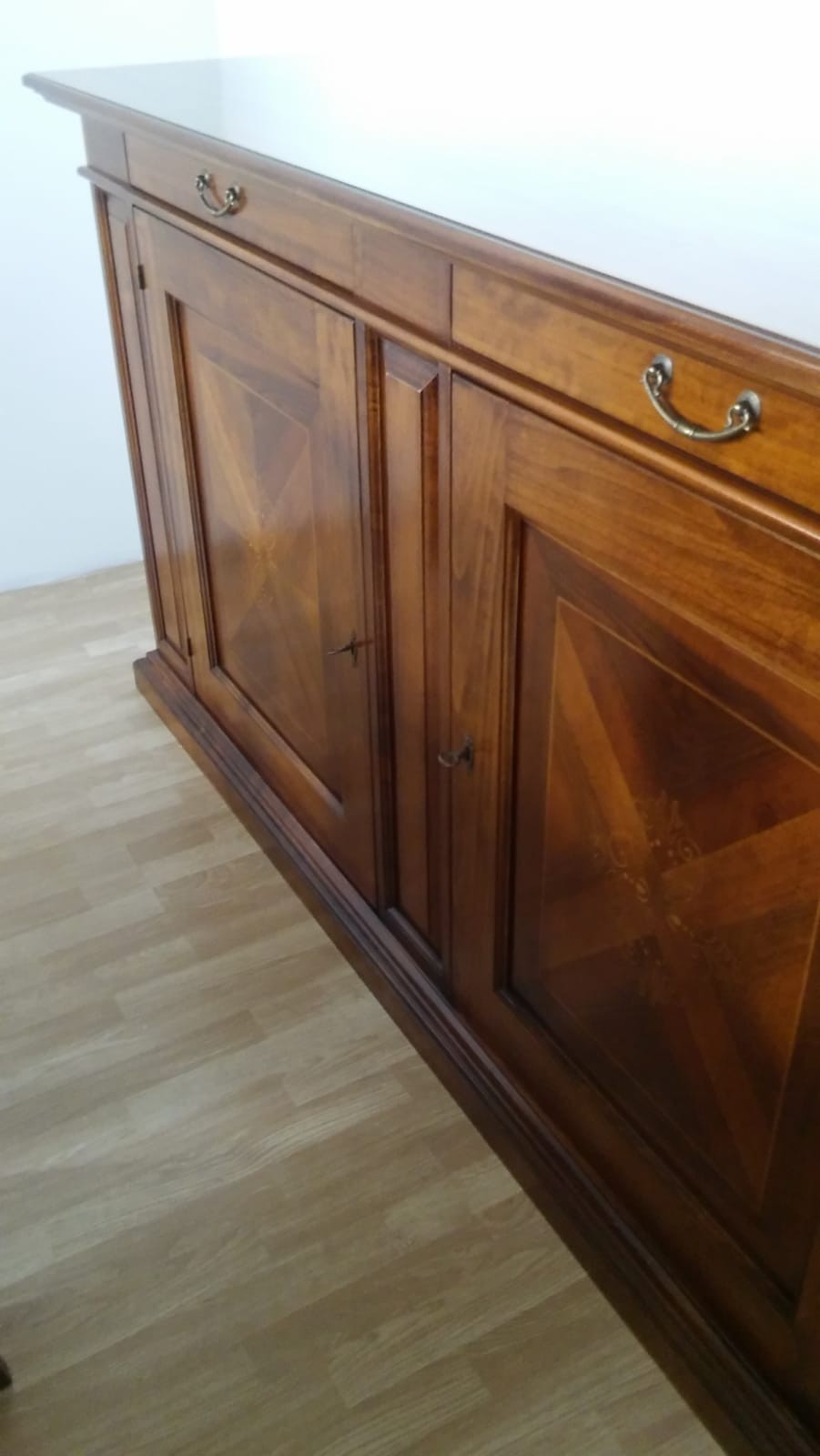 Madia credenza arte povera in legno 2 ante tinta noce l.213 p.55 h.110