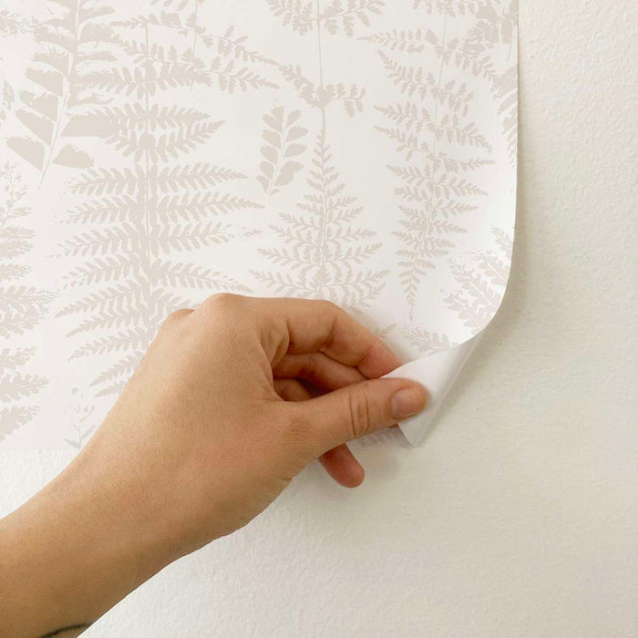 Carta da parati adesiva Fern in vinile avorio- 1 rotolo 50x300 cm-Decochic