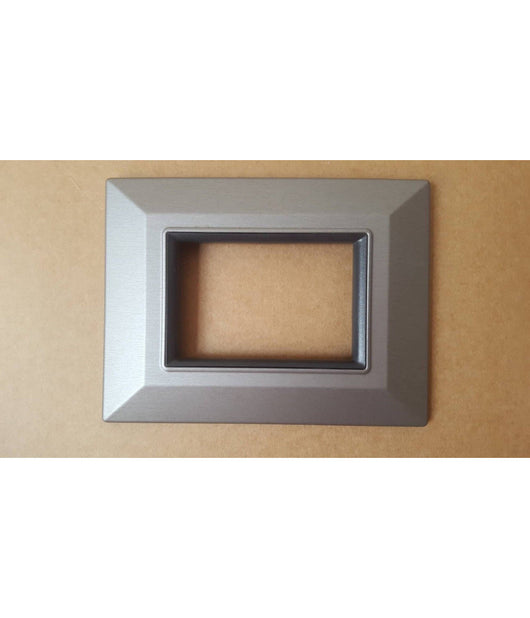 Placca Placchetta Placchette Compatibili Per Serie Axolute Bticino Colorate Sq  Cromo -3 Fori     -