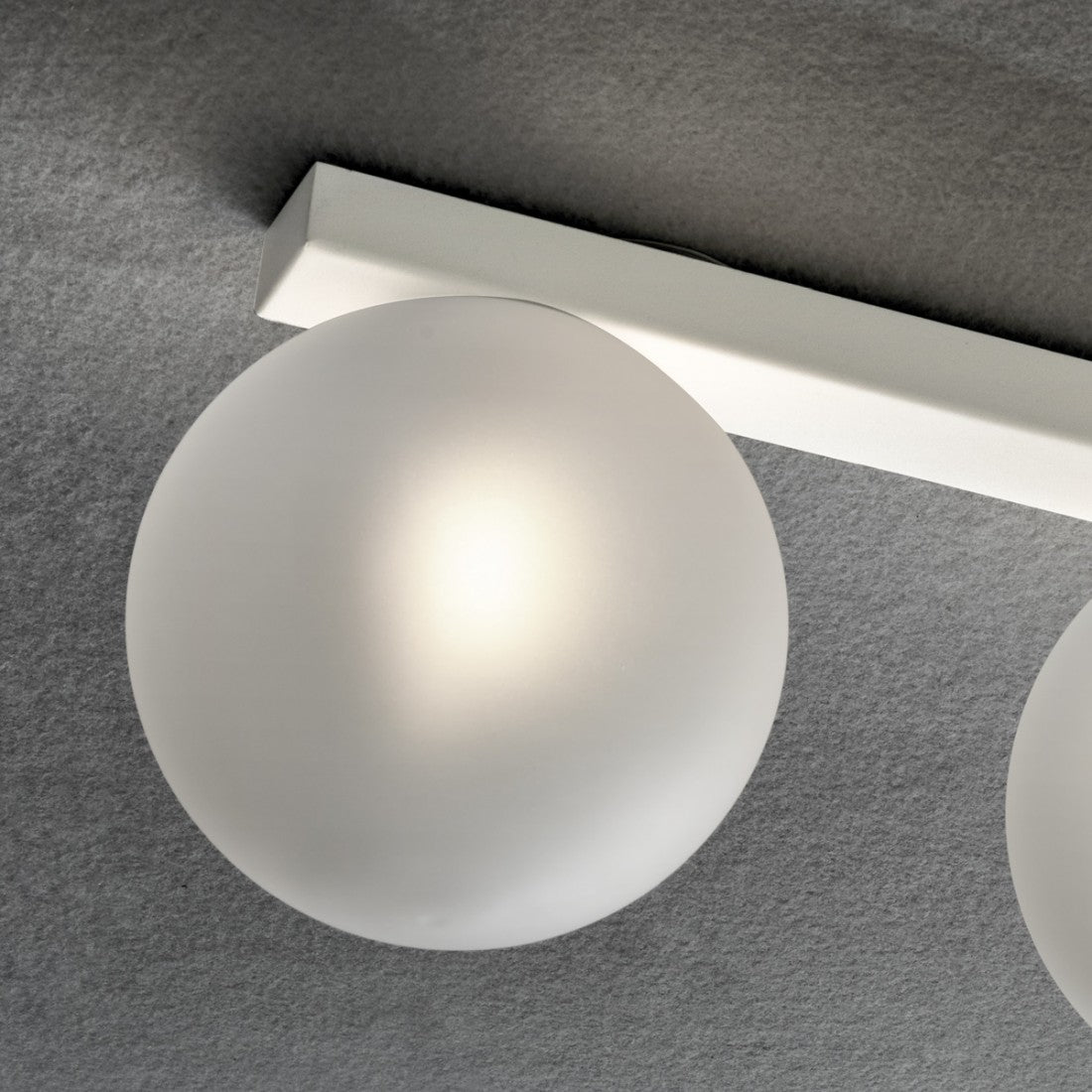 Plafoniera moderna illuminando pallina palli4bnst g9 led vetro lampada soffitto