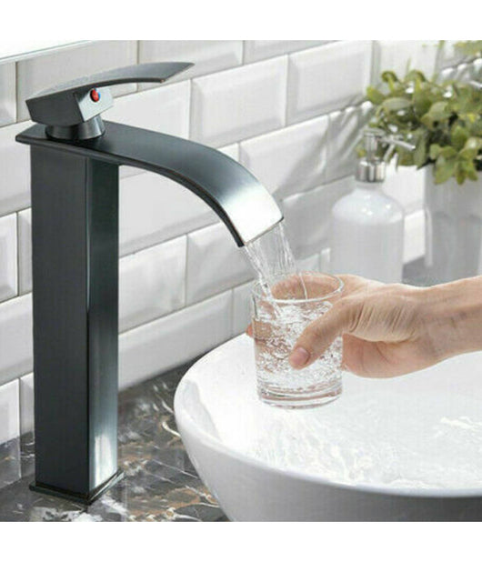 Rubinetto Alto Da Bagno Design Moderno A Cascata Miscelatore Monocomando Nero         