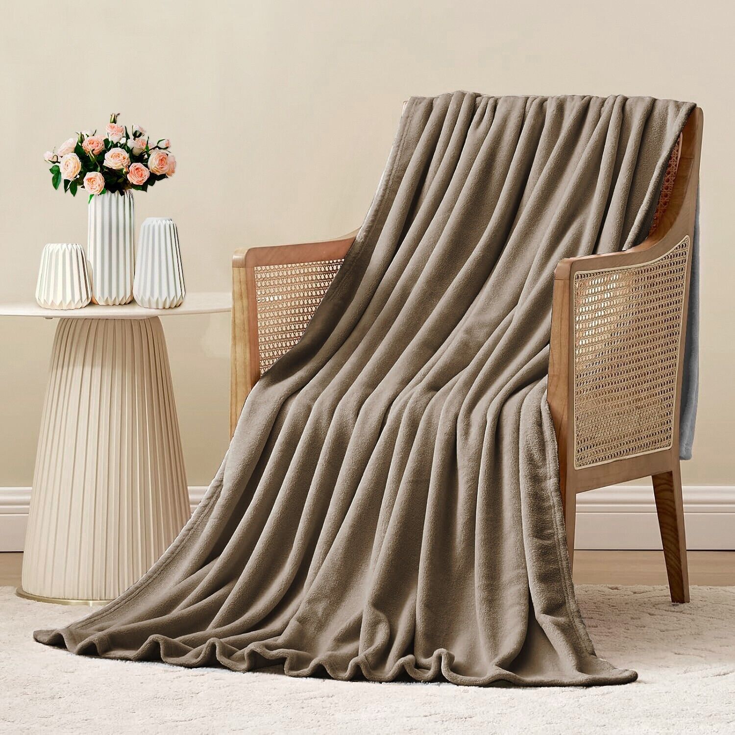 Coperta Plaid 160x210 cm Morbida Vellutata Pile Caldo Soffice Avvolgente Divano Letto Poltrona Beige