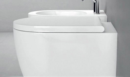 Sanitari Azzurra Comoda filo muro a terra wc + bidet e sedile soft-close in ceramica - Azzurra ceramica