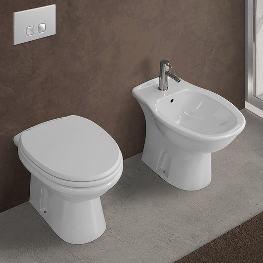 Set di sanitari serie Karla composto da WC + Bidet + Copriwater 