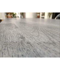 Tavolo fisso in rovere massello nodato finitura beton spessore 4 cm. misura l.180 p.90 h.75