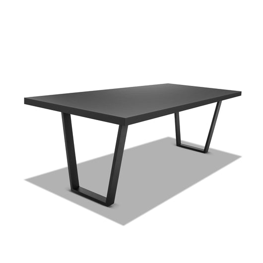 Tavolo da pranzo 220x100cm in legno e metallo con piedi trapezoidali e ripiano in colore legno nero