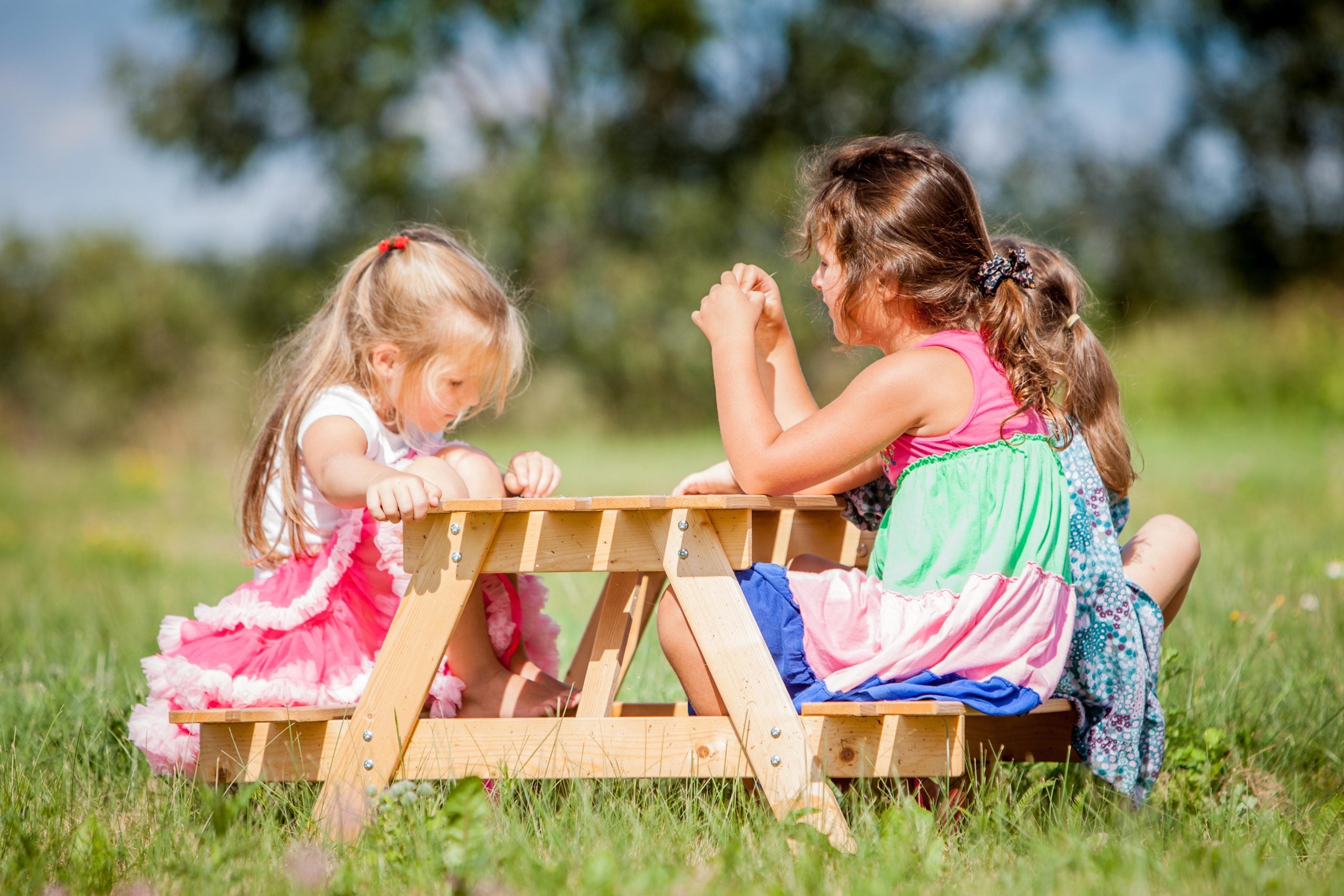 Tavolo da picnic per bambini in legno L90xL90xA50 cm - Timbela M018-1