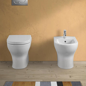 Wc filomuro con brida in ceramica bianca con scarico universale Pestum 